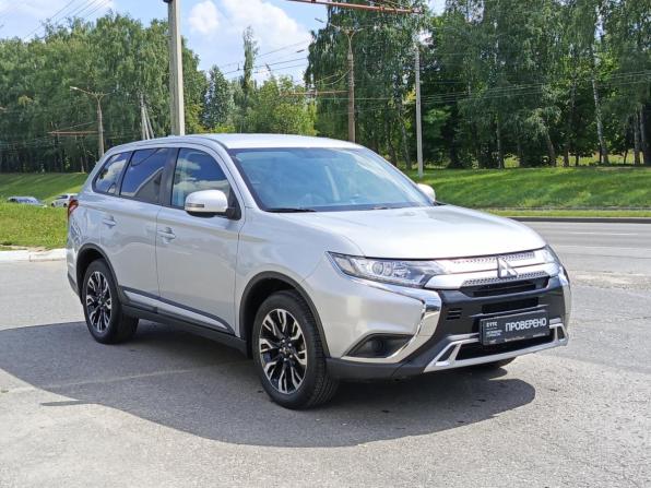 Mitsubishi Outlander III Рестайлинг 3 с пробегом 2020 года, цена 2 340 000 рублей, 133429 км, внедорожник, Автокод Объявления