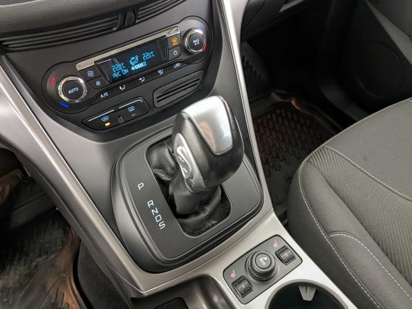 Ford Kuga II с пробегом 2016 года, цена 1 590 000 рублей, 87440 км, внедорожник, Автокод Объявления