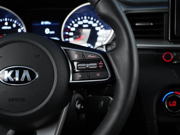 Kia Ceed III с пробегом 2019 года, цена 1 850 000 рублей, 98249 км, универсал, Автокод Объявления