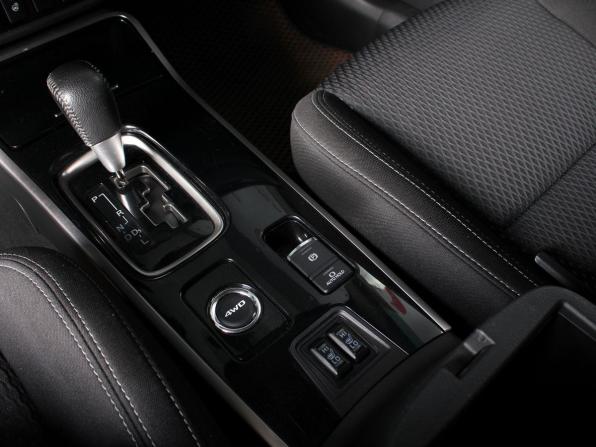 Mitsubishi Outlander III Рестайлинг 3 с пробегом 2019 года, цена 2 099 000 рублей, 131000 км, внедорожник, Автокод Объявления