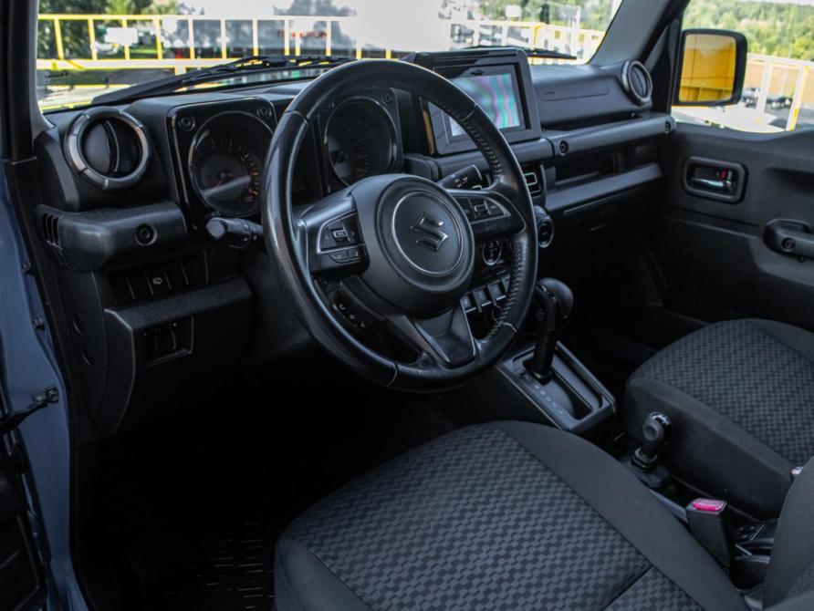 Suzuki Jimny IV Москва  - изображение 12