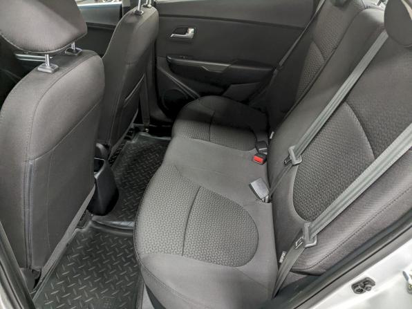 Kia Rio III Рестайлинг с пробегом 2016 года, цена 990 000 рублей, 142269 км, седан, Автокод Объявления