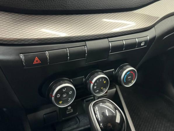 Lada (ВАЗ) Vesta I Рестайлинг (NG) с пробегом 2024 года, цена 1 399 000 рублей, 5388 км, седан, Автокод Объявления
