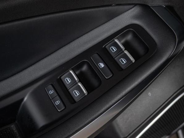 Omoda S5 с пробегом 2023 года, цена 1 450 000 рублей, 18135 км, седан, Автокод Объявления