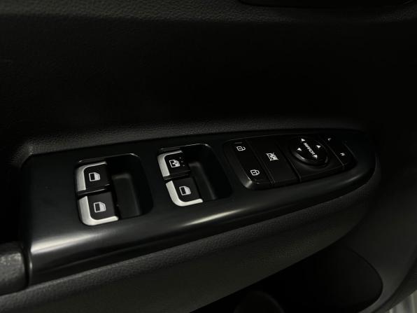 Kia Rio IV с пробегом 2017 года, цена 1 395 000 рублей, 94517 км, седан, Автокод Объявления