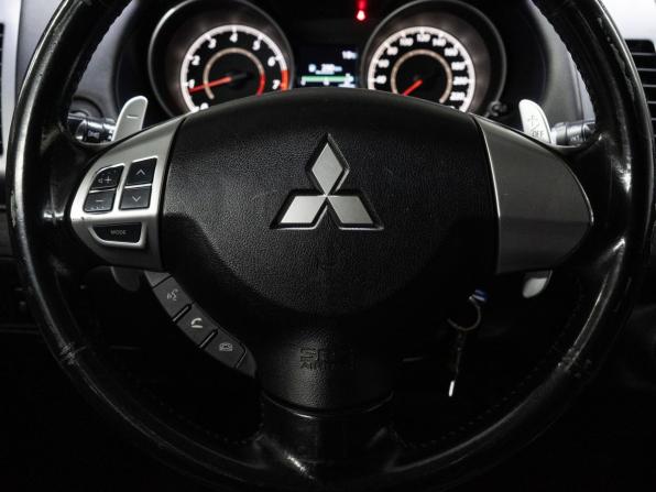Mitsubishi Outlander II Рестайлинг с пробегом 2011 года, цена 1 030 000 рублей, 215966 км, внедорожник, Автокод Объявления