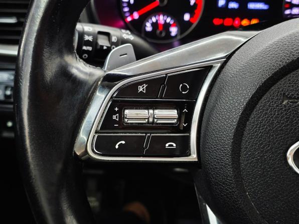 Kia Optima IV Рестайлинг с пробегом 2018 года, цена 1 999 000 рублей, 131000 км, седан, Автокод Объявления