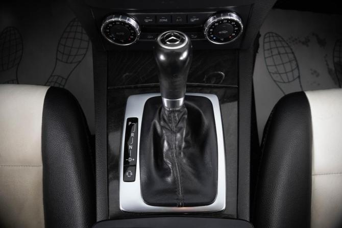 Mercedes-Benz C-Класс III (W204) Рестайлинг с пробегом 2011 года, цена 1 599 000 рублей, 238196 км, седан, Автокод Объявления