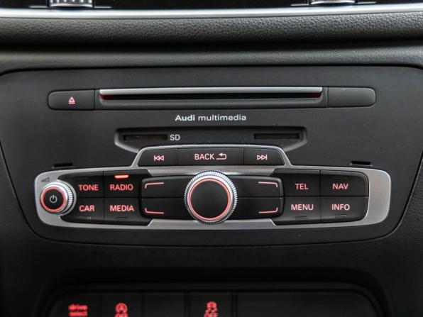 Audi Q3 I (8U) Рестайлинг с пробегом 2015 года, цена 1 898 000 рублей, 109649 км, внедорожник, Автокод Объявления