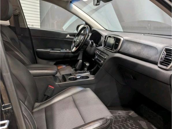 Kia Sportage IV Рестайлинг с пробегом 2019 года, цена 2 249 000 рублей, 68800 км, внедорожник, Автокод Объявления