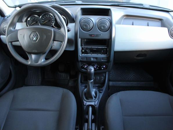 Renault Duster I Рестайлинг с пробегом 2015 года, цена 929 000 рублей, 128599 км, внедорожник, Автокод Объявления