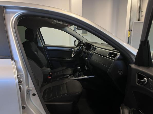 Renault Arkana I с пробегом 2019 года, цена 1 830 000 рублей, 61446 км, внедорожник, Автокод Объявления