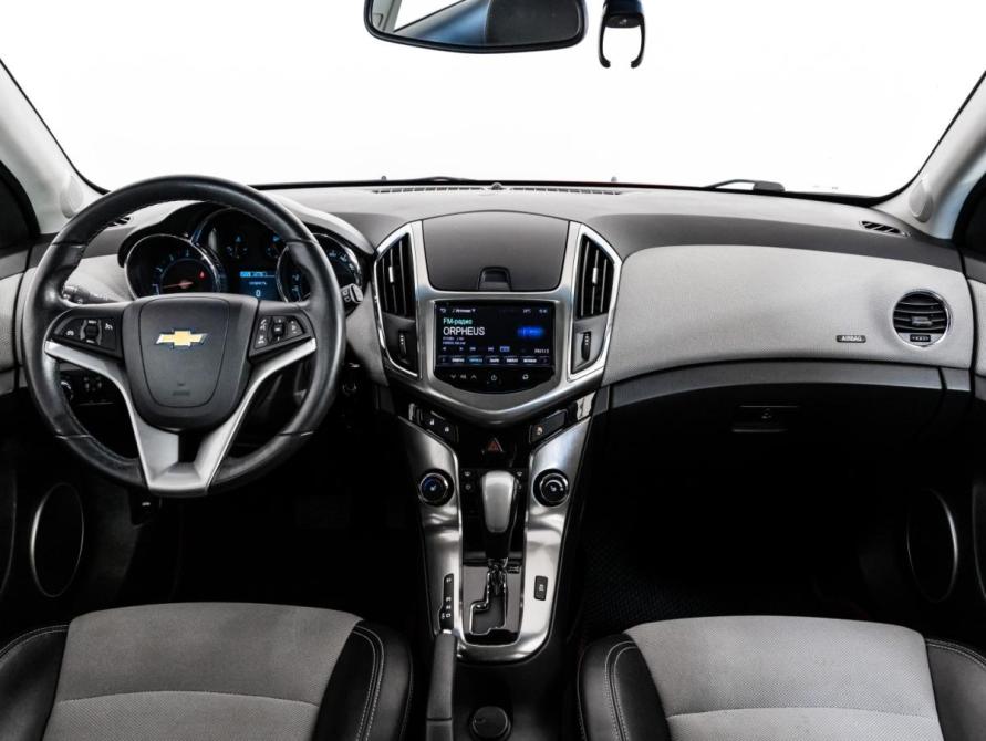 Chevrolet Cruze I Рестайлинг Санкт-Петербург  - изображение 11
