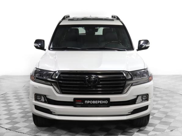 Toyota Land Cruiser 200 Series Рестайлинг 2 с пробегом 2017 года, цена 8 349 900 рублей, 68000 км, внедорожник, Автокод Объявления