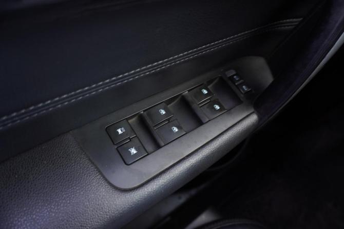 Chevrolet Captiva I Рестайлинг 2 с пробегом 2013 года, цена 1 120 000 рублей, 159779 км, внедорожник, Автокод Объявления