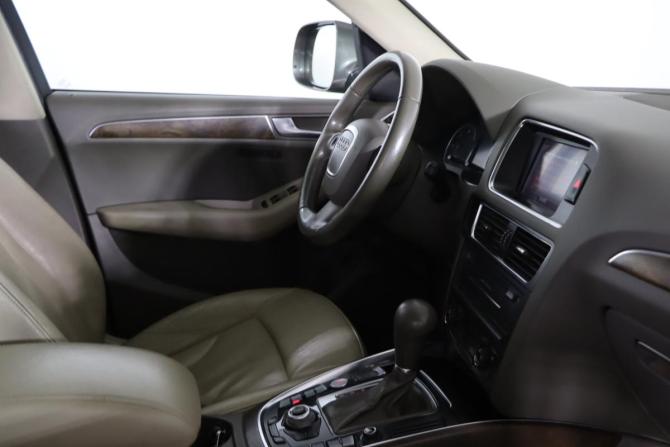 Audi Q5 I (8R) с пробегом 2009 года, цена 1 349 990 рублей, 238678 км, внедорожник, Автокод Объявления