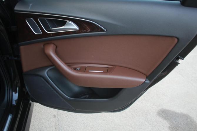 Audi A6 IV (C7) Рестайлинг с пробегом 2015 года, цена 2 015 000 рублей, 137302 км, седан, Автокод Объявления