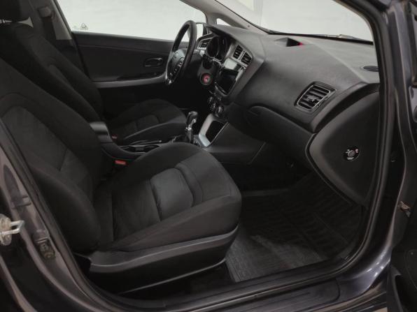 Kia Ceed II с пробегом 2014 года, цена 930 000 рублей, 200043 км, хэтчбек, Автокод Объявления