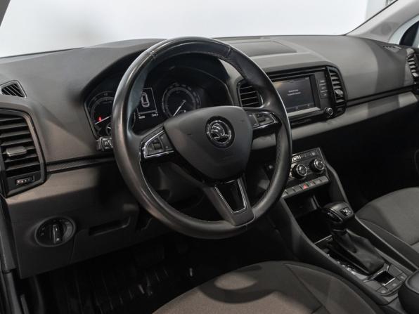 Skoda Karoq I с пробегом 2020 года, цена 2 519 658 рублей, 98100 км, внедорожник, Автокод Объявления