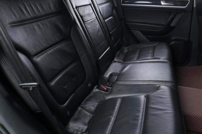 Volkswagen Touareg II с пробегом 2011 года, цена 1 699 000 рублей, 308000 км, внедорожник, Автокод Объявления