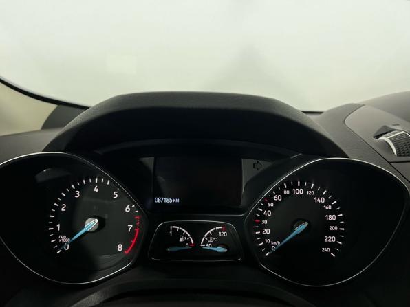 Ford Kuga II Рестайлинг с пробегом 2017 года, цена 1 599 000 рублей, 87000 км, внедорожник, Автокод Объявления