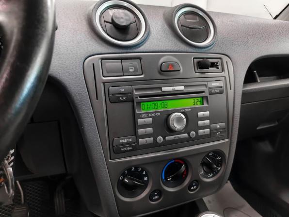 Ford Fusion I Рестайлинг с пробегом 2008 года, цена 450 700 рублей, 132267 км, хэтчбек, Автокод Объявления