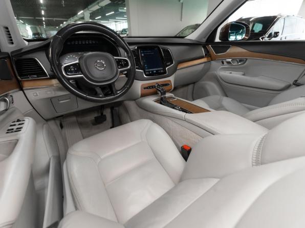 Volvo XC90 II с пробегом 2017 года, цена 3 080 000 рублей, 181472 км, внедорожник, Автокод Объявления