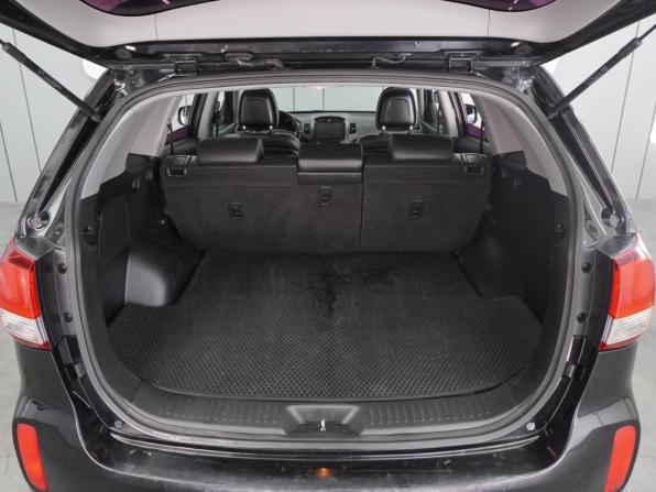 Kia Sorento II Рестайлинг с пробегом 2017 года, цена 2 049 000 рублей, 161102 км, внедорожник, Автокод Объявления