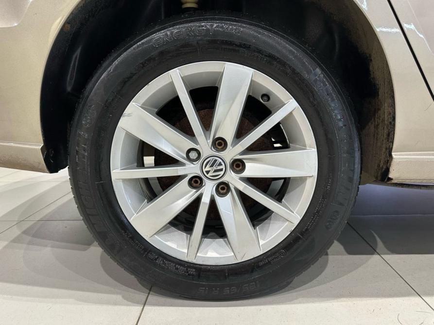 Volkswagen Polo V Рестайлинг Москва  - изображение 18