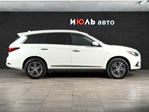 Infiniti QX60 I Рестайлинг с пробегом 2017 года, цена 2 500 000 рублей, 141430 км, внедорожник, Автокод Объявления