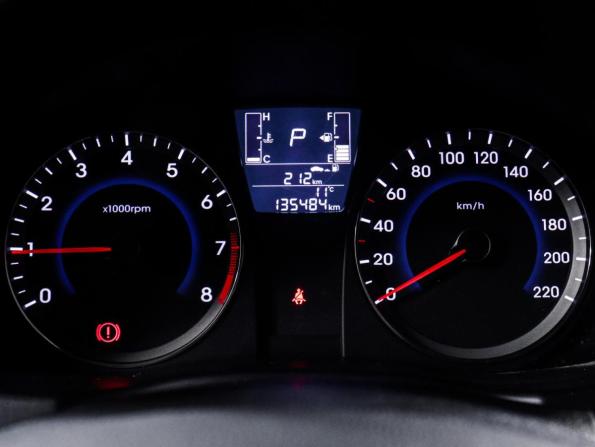 Hyundai Solaris I Рестайлинг с пробегом 2014 года, цена 890 000 рублей, 135482 км, седан, Автокод Объявления