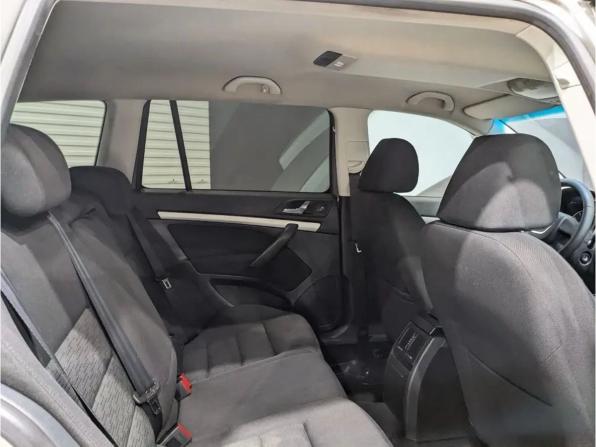 Skoda Octavia II (A5) Рестайлинг с пробегом 2011 года, цена 545 000 рублей, 300000 км, универсал, Автокод Объявления