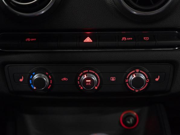 Audi A3 III (8V) с пробегом 2013 года, цена 1 170 000 рублей, 165844 км, хэтчбек, Автокод Объявления