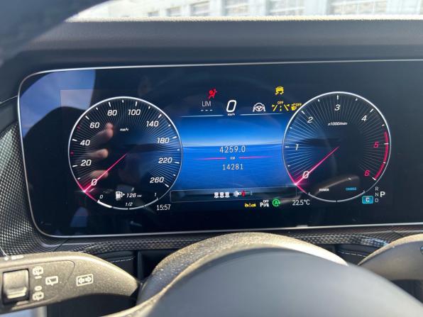 Mercedes-Benz G-Класс III (W465) Рестайлинг с пробегом 2024 года, цена 19 300 000 рублей, 14200 км, внедорожник, Автокод Объявления