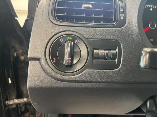 Volkswagen Polo V с пробегом 2012 года, цена 700 000 рублей, 100634 км, седан, Автокод Объявления