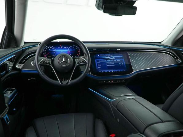 Mercedes-Benz E-Класс V (W213 S213 C238) Рестайлинг с пробегом 2024 года, цена 6 615 000 рублей, 14413 км, седан, Автокод Объявления