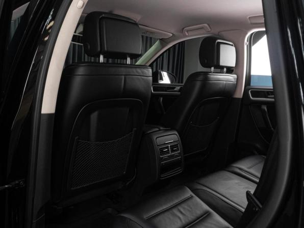 Volkswagen Touareg II Рестайлинг с пробегом 2015 года, цена 2 999 000 рублей, 193008 км, внедорожник, Автокод Объявления