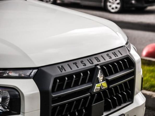Mitsubishi L200 VI с пробегом 2025 года, цена 4 290 000 рублей, 41865 км, offers.body_type.unknown, Автокод Объявления
