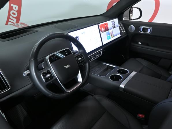 Li Auto (Lixiang) L6 I с пробегом 2024 года, цена 6 100 000 рублей, 19000 км, внедорожник, Автокод Объявления