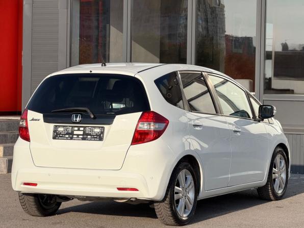Honda Jazz II Рестайлинг с пробегом 2011 года, цена 959 000 рублей, 147600 км, хэтчбек, Автокод Объявления