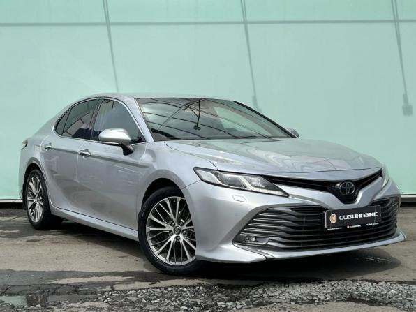 Toyota Camry VIII (XV70) с пробегом 2019 года, цена 2 699 000 рублей, 130776 км, универсал, Автокод Объявления