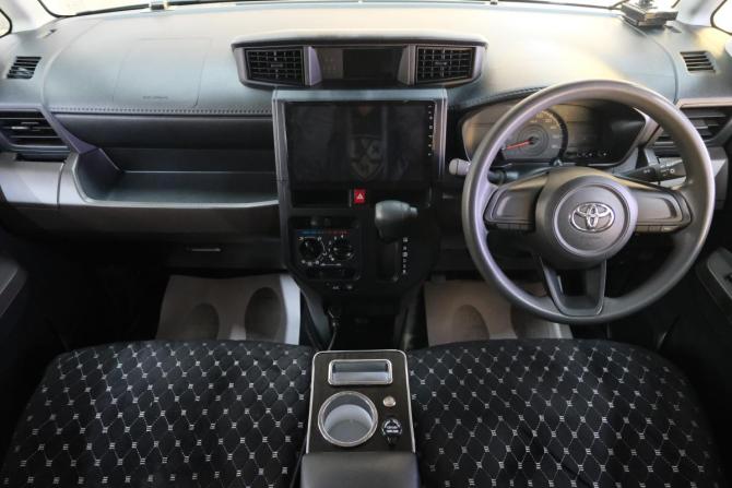 Toyota Roomy I Рестайлинг с пробегом 2021 года, цена 1 299 000 рублей, 92000 км, микровэн, Автокод Объявления