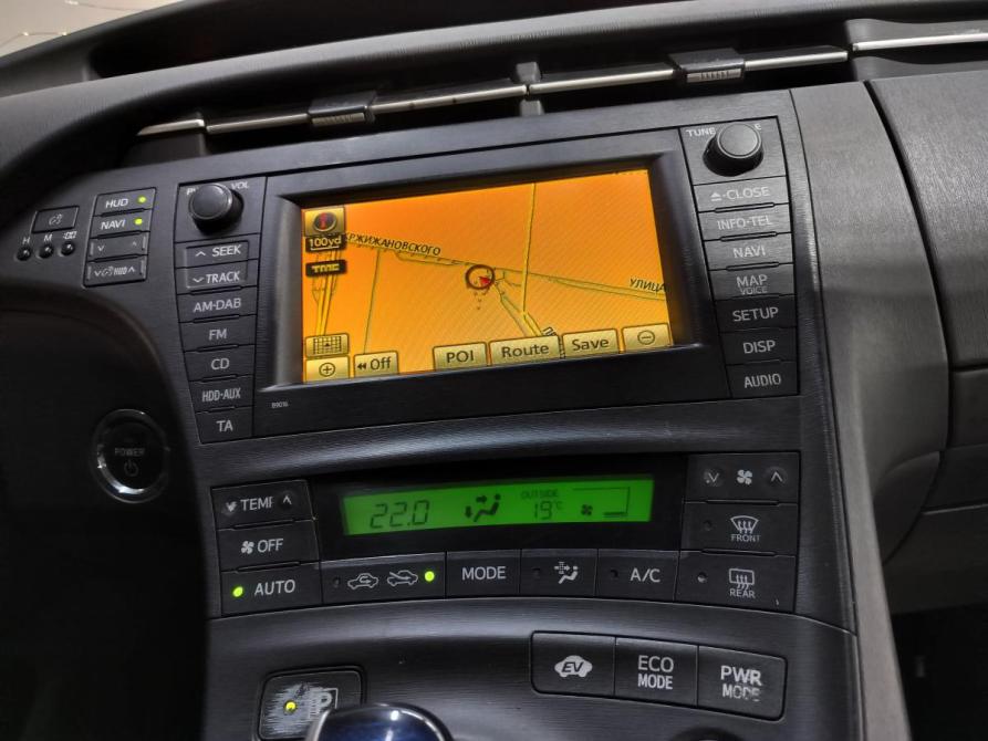 Toyota Prius III (XW30) Санкт-Петербург  - изображение 10