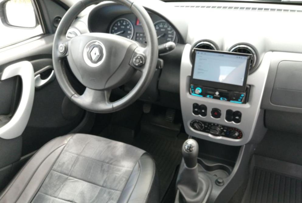Renault Sandero I Иваново  - изображение 12