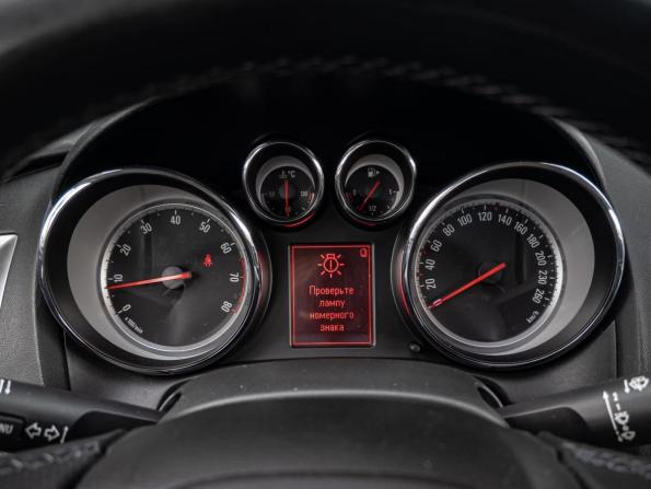 Opel Astra J Рестайлинг с пробегом 2014 года, цена 900 000 рублей, 152427 км, хэтчбек, Автокод Объявления
