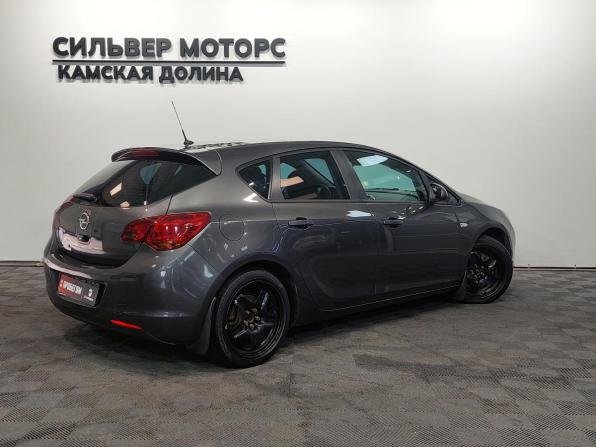 Opel Astra J с пробегом 2010 года, цена 595 000 рублей, 180200 км, хэтчбек, Автокод Объявления