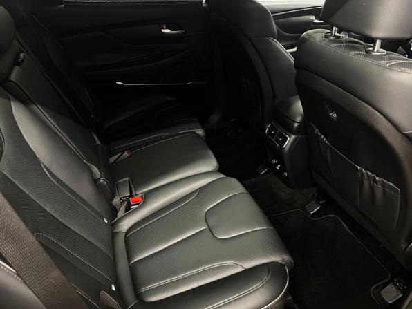Hyundai Santa Fe IV Рестайлинг с пробегом 2021 года, цена 3 030 000 рублей, 120522 км, внедорожник, Автокод Объявления