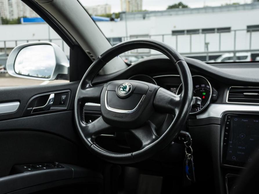Skoda Superb II Москва  - изображение 10
