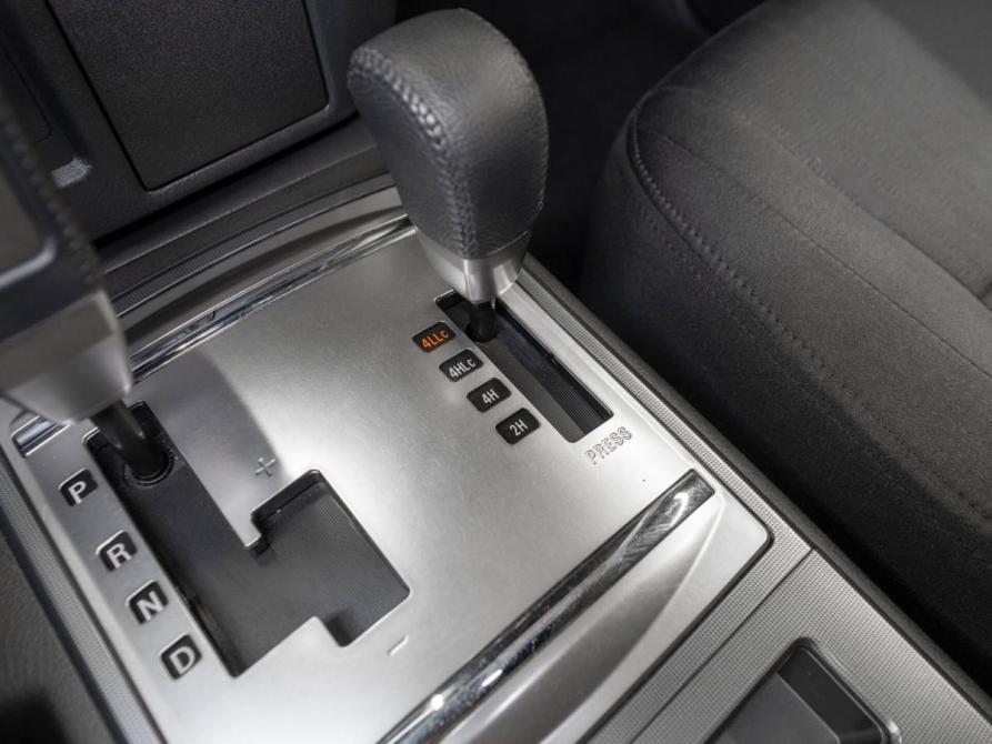 Mitsubishi Pajero IV Рестайлинг 2 Москва  - изображение 25