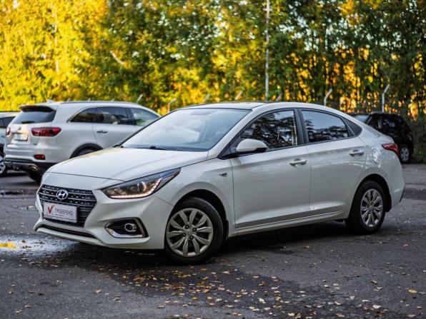 Hyundai Solaris II с пробегом 2018 года, цена 1 270 000 рублей, 142830 км, седан, Автокод Объявления